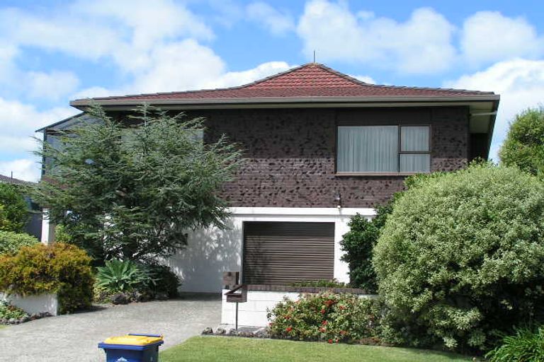 Photo of property in 23a Hauraki Road, Hauraki, Auckland, 0622