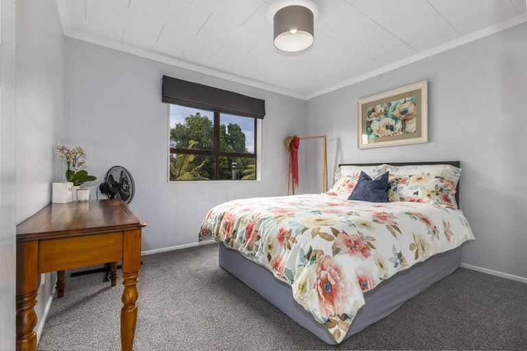 Photo of property in 54 Highbury Drive, Levin, 5510