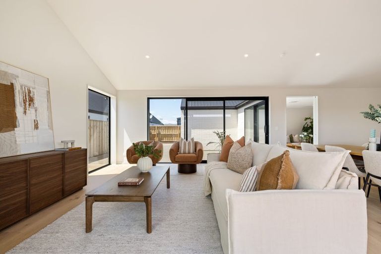 Photo of property in 20 Guinea Drive, Prebbleton, 7676