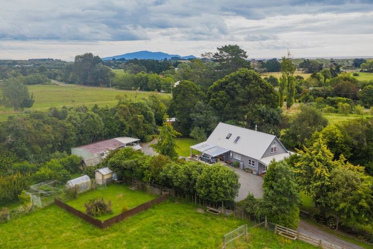 Photo of property in 154 Gear Road, Te Horo, Otaki, 5582