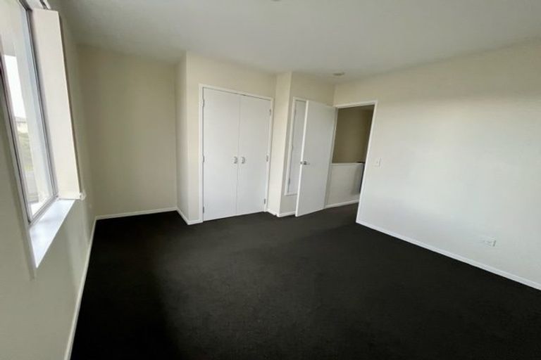 Photo of property in 1/17 Waihi Way, East Tamaki, Auckland, 2013