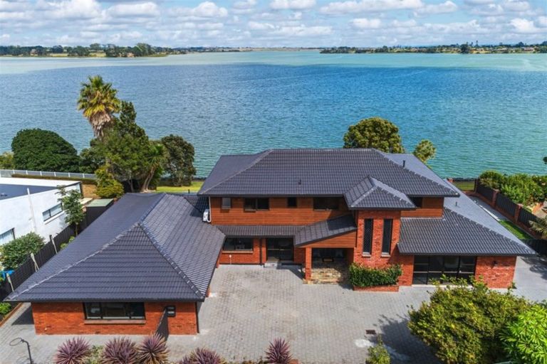 Photo of property in 8 Della Place, Conifer Grove, Takanini, 2112