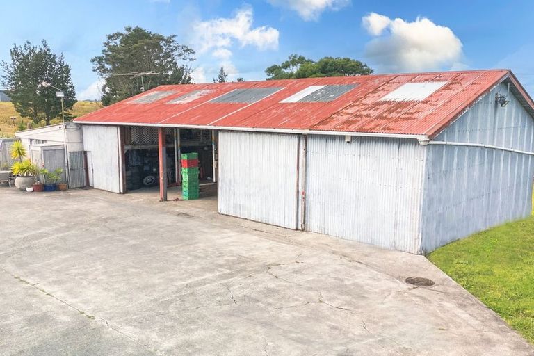 Photo of property in 17 Settlement Road, Kawakawa, 0210