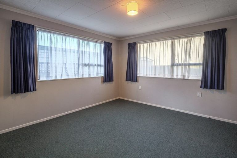 Photo of property in 223c Park Street, Winton, 9720