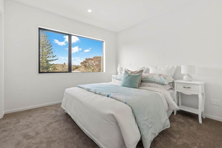 Photo of property in 12b Angelo Avenue, Howick, Auckland, 2014