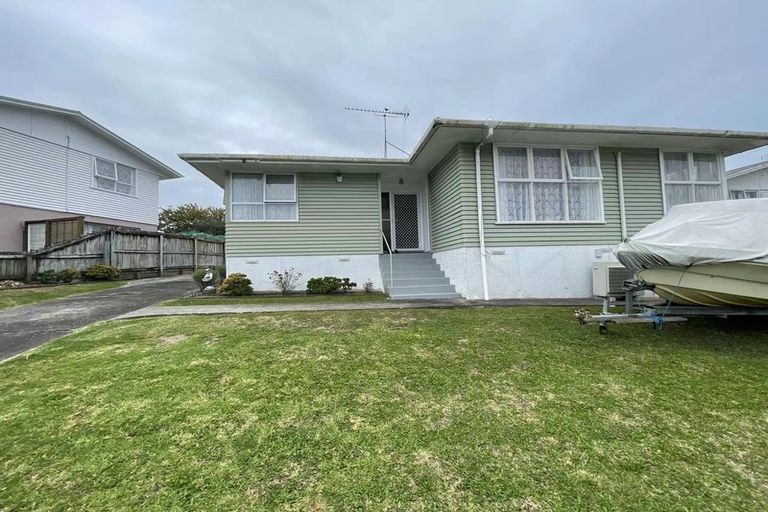 Photo of property in 50 Larne Avenue, Pakuranga Heights, Auckland, 2010