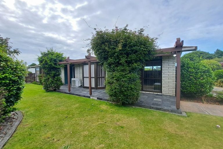Photo of property in 13a Julian Place, Westown, New Plymouth, 4310