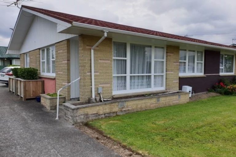 Photo of property in 1/6 Hay Street, Ebdentown, Upper Hutt, 5018