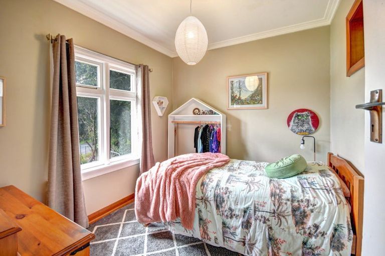 Photo of property in 10 Irvine Road, The Cove, Dunedin, 9077