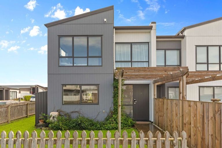 Photo of property in 1 Exmoor Road, Karaka, Papakura, 2113