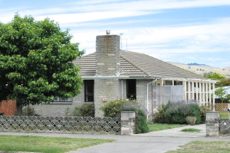 Photo of property in 8 Keighleys Road, Bromley, Christchurch, 8062