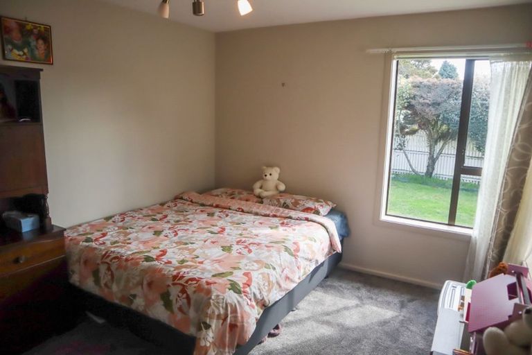 Photo of property in 70a Withells Road, Avonhead, Christchurch, 8042