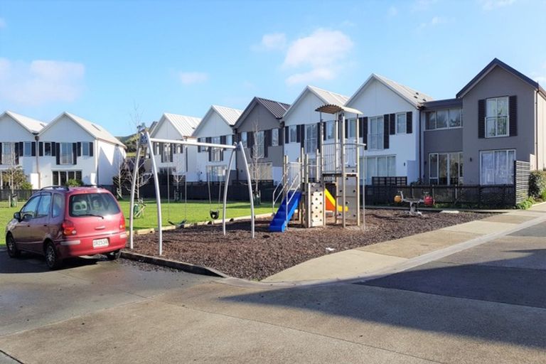 Photo of property in 14 Patiti Parade, Mangere Bridge, Auckland, 2022