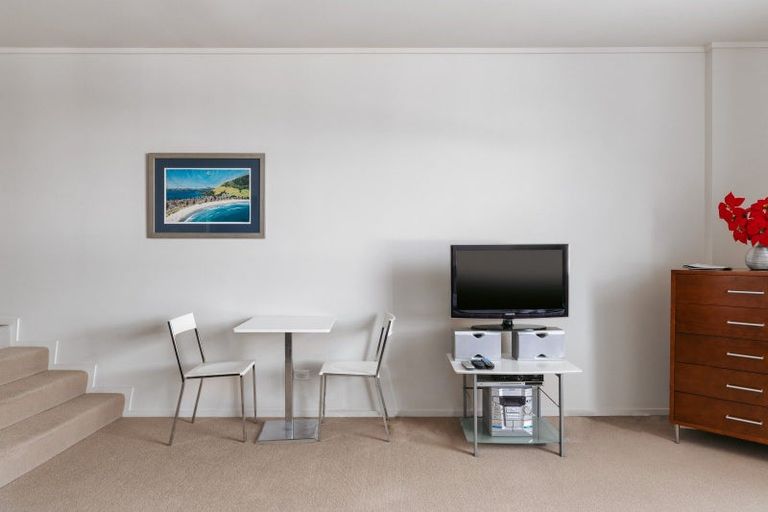 Photo of property in Atlas Apartments, 22/49 Maunganui Road, Mount Maunganui, 3116