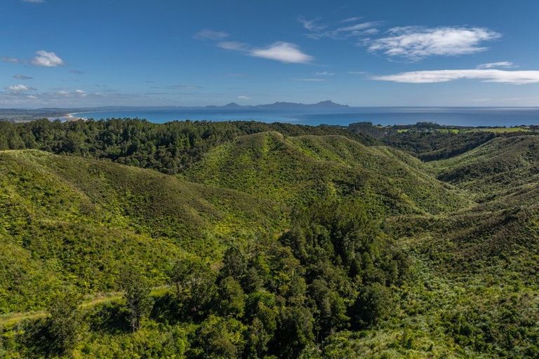 Photo of property in 477 Cullen Road, Waipu, 0582