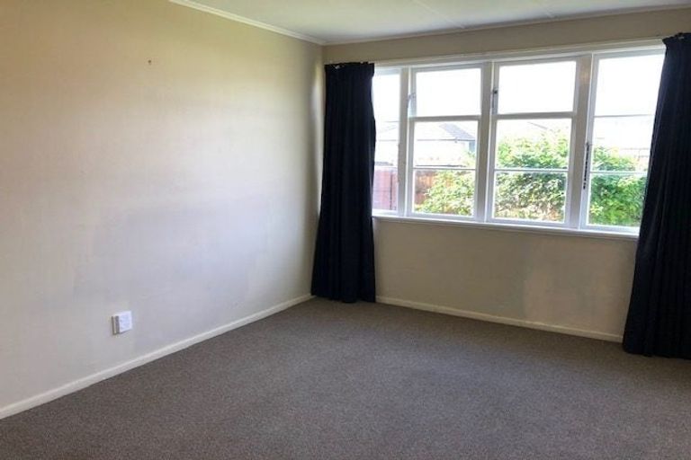 Photo of property in 577 Queen Street East, Levin, 5510