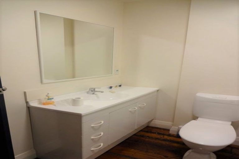 Photo of property in Hannahs Warehouse Apartments, 22/13 Leeds Street, Te Aro, Wellington, 6011