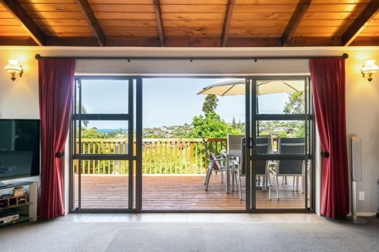 Photo of property in 7 Theodora Place, Mairangi Bay, Auckland, 0630