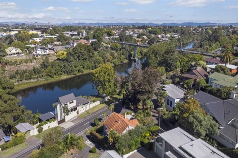 Photo of property in 364 River Road, Claudelands, Hamilton, 3214