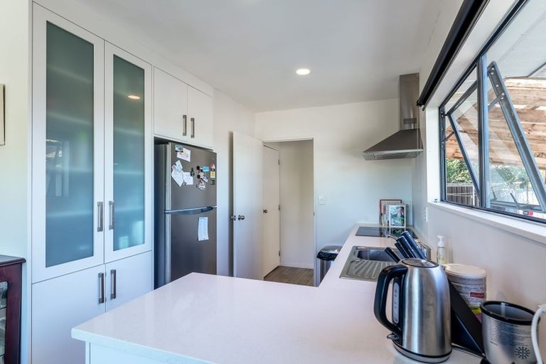 Photo of property in 1/3 Matama Road, Glen Eden, Auckland, 0602