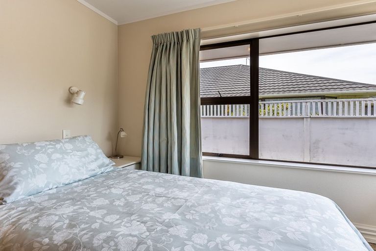 Photo of property in 270 Te Moana Road, Waikanae, 5036