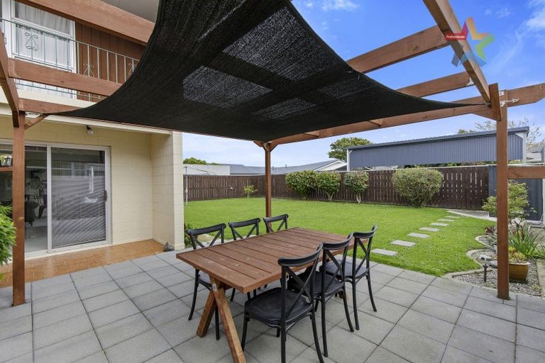 Photo of property in 3 Earlston Grove, Avalon, Lower Hutt, 5011
