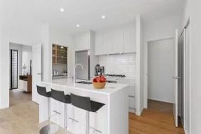 Photo of property in 6 Riria Crescent, Takanini, 2112