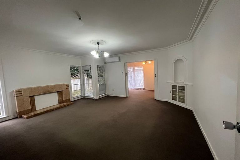 Photo of property in 8 Lewis Street, Blockhouse Bay, Auckland, 0600