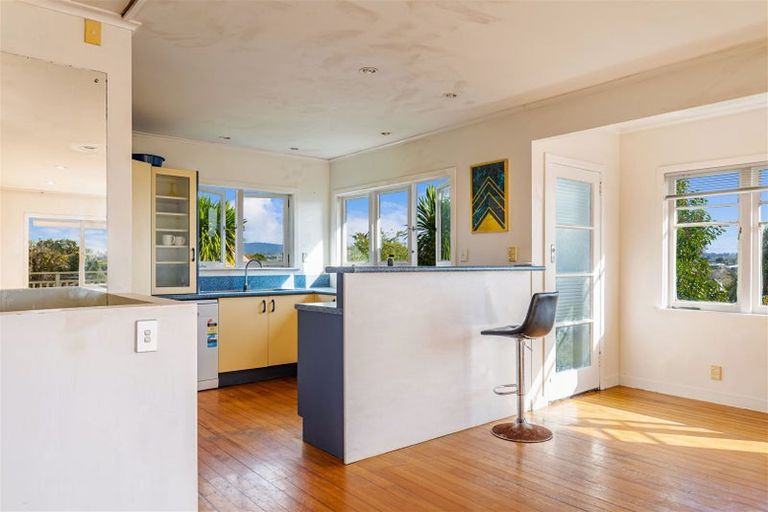 Photo of property in 48a Mcleod Road, Henderson, Auckland, 0612