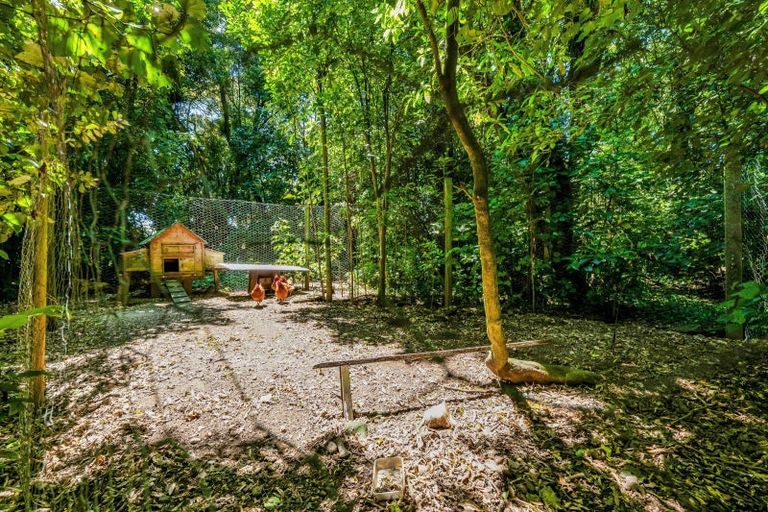 Photo of property in 412a Corbett Road, Lepperton, New Plymouth, 4373