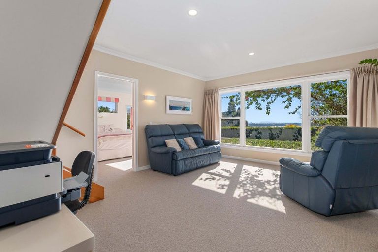 Photo of property in 289 Waitaha Road, Welcome Bay, Tauranga, 3112