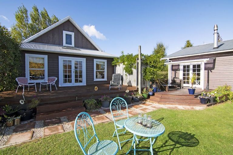 Photo of property in 23 Hewetson Road, Upper Moutere, 7175