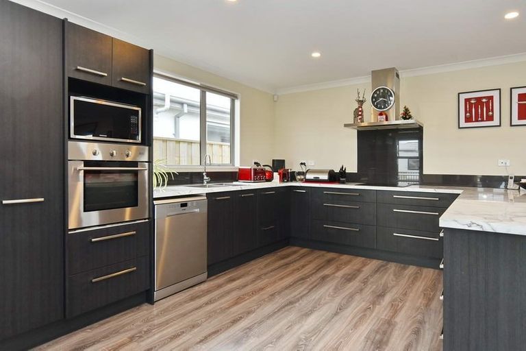 Photo of property in 13 Winsloe Street, Pegasus, 7612