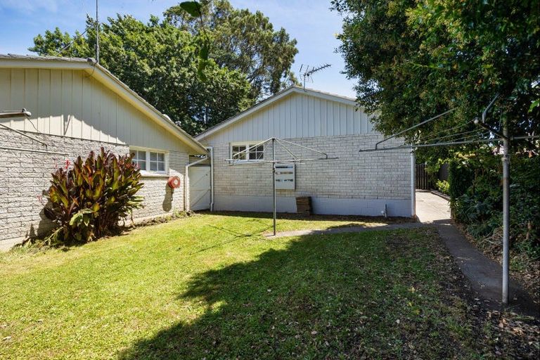 Photo of property in 2/99 Panama Road, Mount Wellington, Auckland, 1062