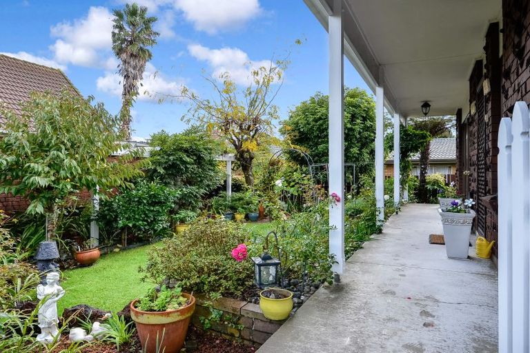 Photo of property in 8/47 Edmonton Road, Henderson, Auckland, 0612