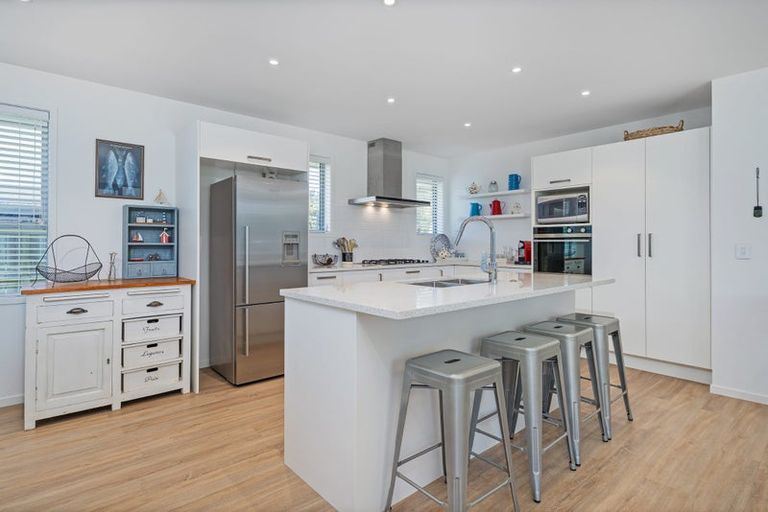 Photo of property in 44 Longreach Drive, Cooks Beach, Whitianga, 3591