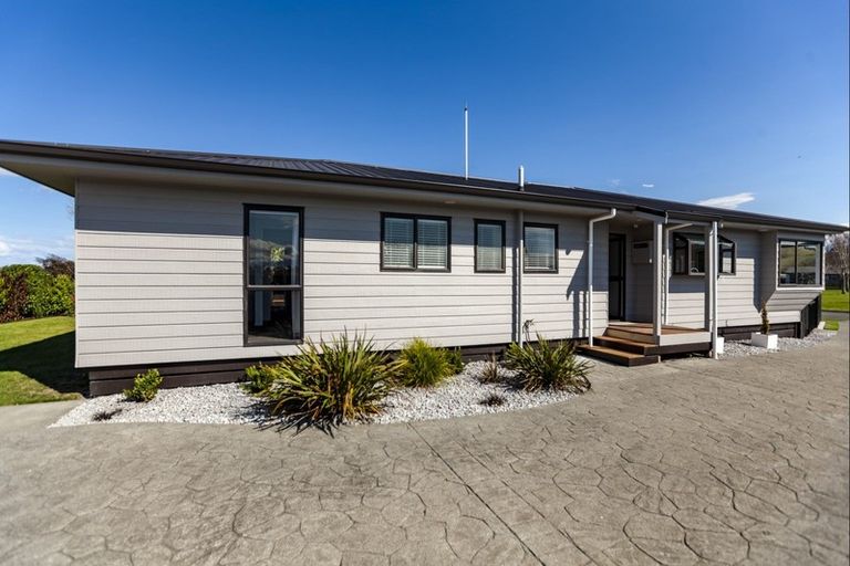 Photo of property in 30 Whiting Crescent, Greenmeadows, Napier, 4112