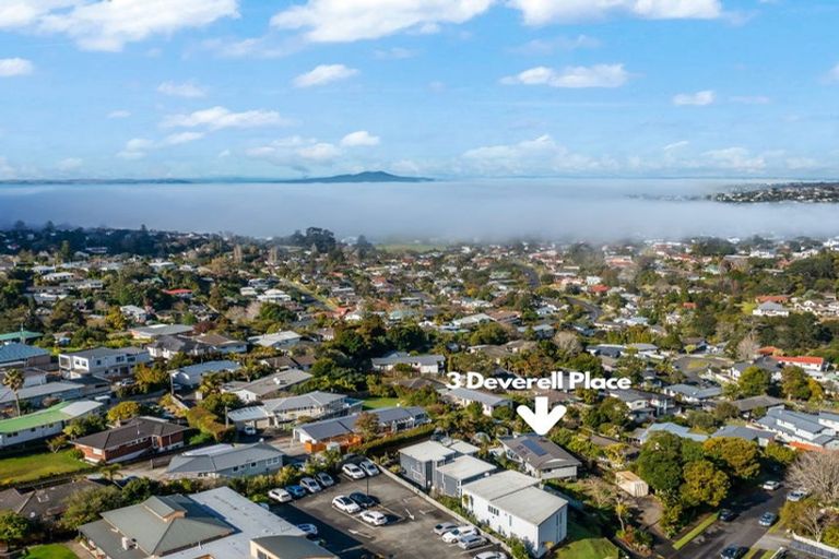Photo of property in 3 Deverell Place, Northcross, Auckland, 0632