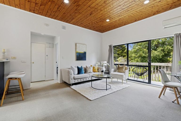 Photo of property in 40f Weatherly Road, Torbay, Auckland, 0630