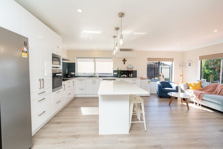 Photo of property in 20 Farringdon Avenue, Rototuna North, Hamilton, 3210