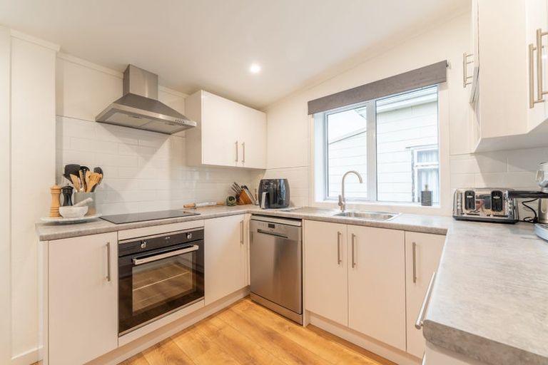 Photo of property in 194 North Street, West End, Timaru, 7910