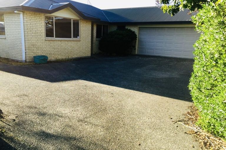 Photo of property in 6 Mckenzie Place, Rototuna North, Hamilton, 3210