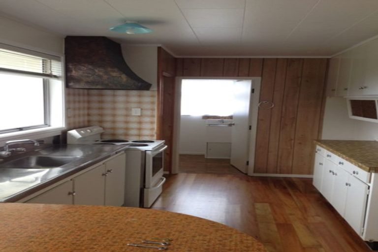 Photo of property in 22 Carbery Place, Manurewa, Auckland, 2102