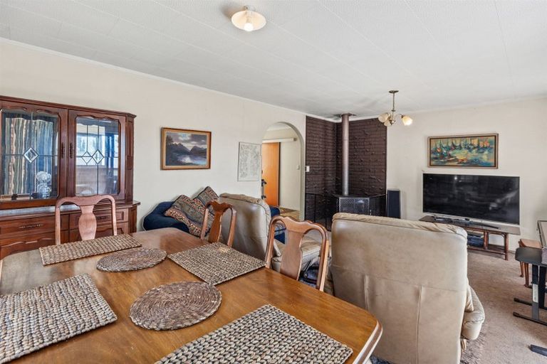 Photo of property in 2 Neil Place, Gate Pa, Tauranga, 3112