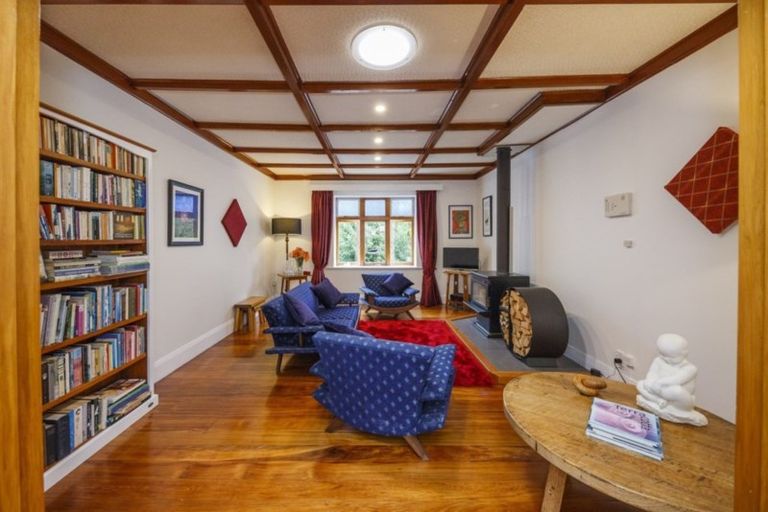 Photo of property in 47 Station Road, Marton, 4710