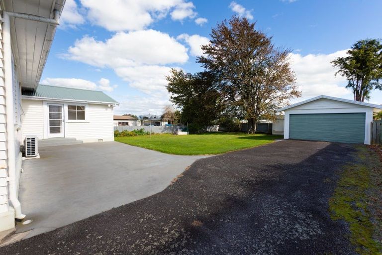 Photo of property in 4 Alma Street, Dannevirke, 4930