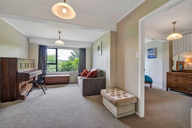 Photo of property in 13 Cargill Place, Frankleigh Park, New Plymouth, 4310