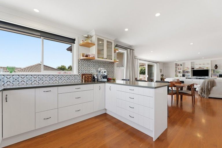 Photo of property in 106 Castlewold Drive, Bethlehem, Tauranga, 3110