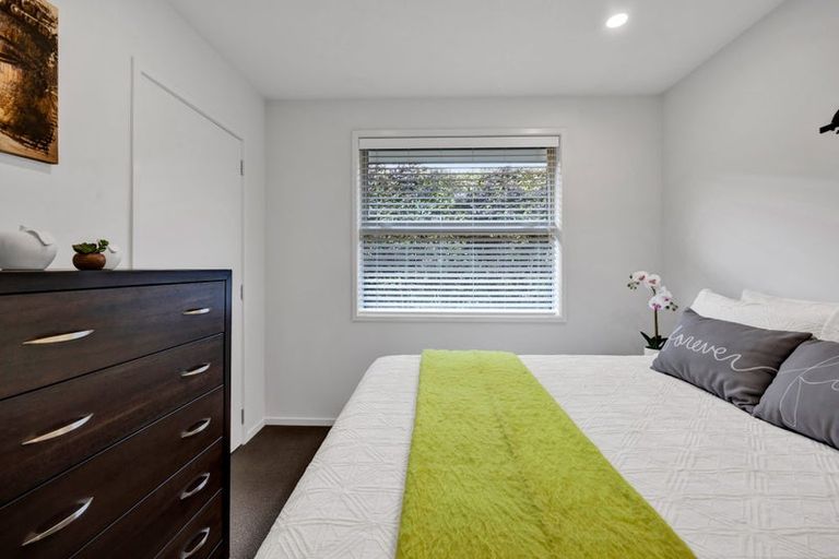 Photo of property in 16 Jules Crescent, Bell Block, New Plymouth, 4312