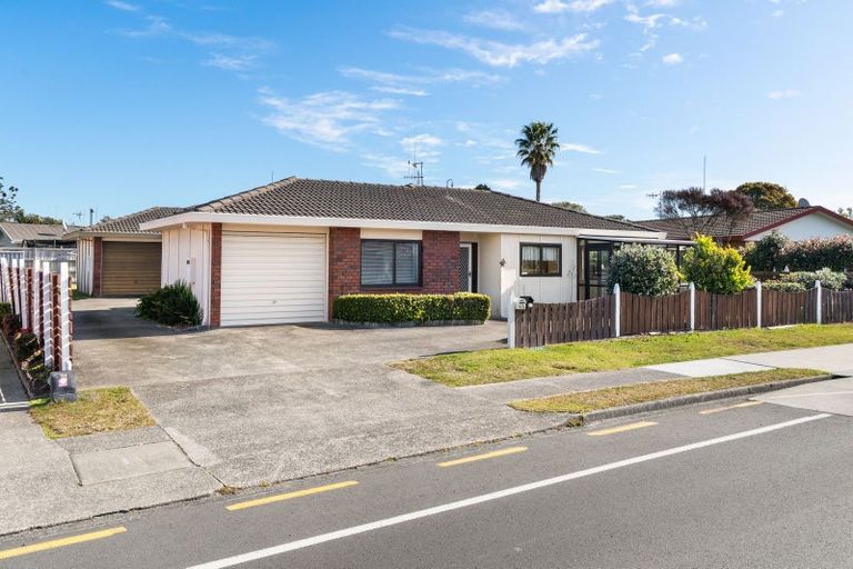 Photo of property in 62a Gloucester Road, Mount Maunganui, 3116
